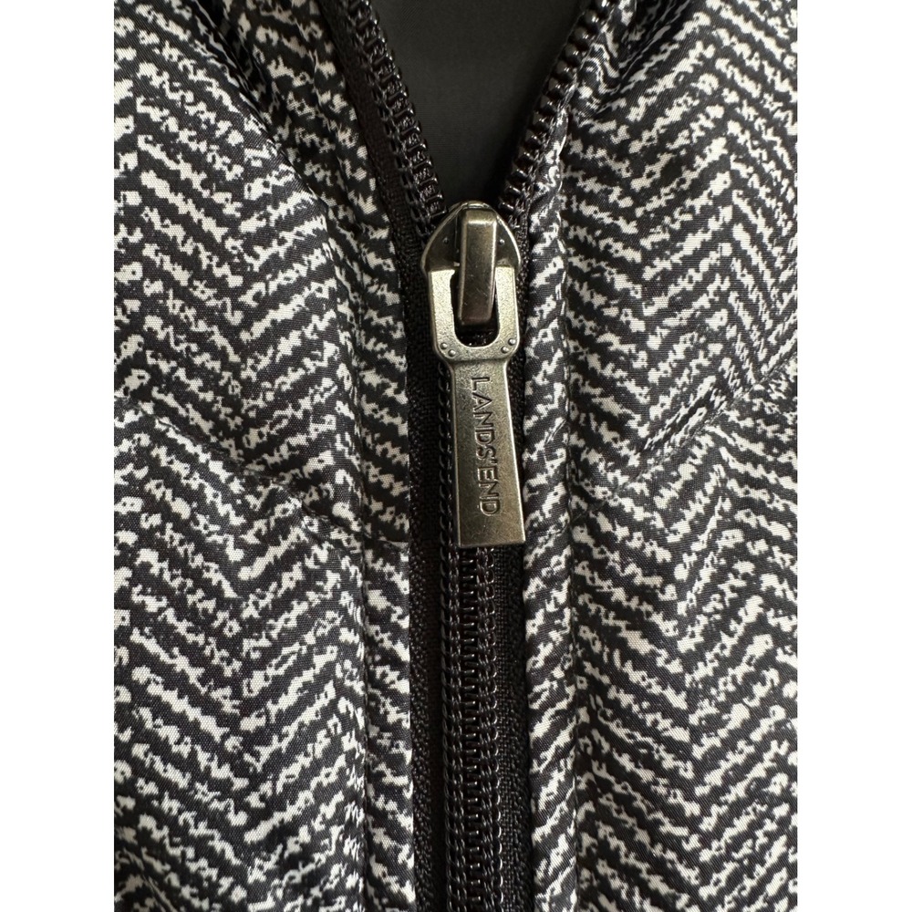 Lands End Womens Down Puffer Vest Black White Herringbone‎ Chevron M Outdoors - Picture 7 of 8